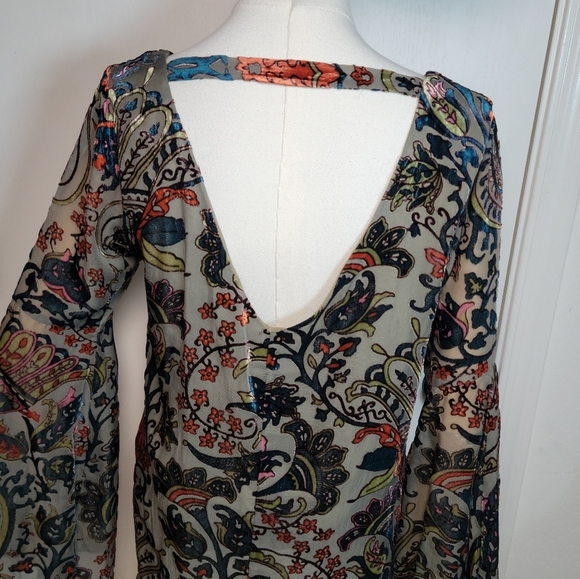 Altar'd State Paisley Elegant Green Bell Sleeve Velvet Dress Size Medium - Picture 8 of 12
